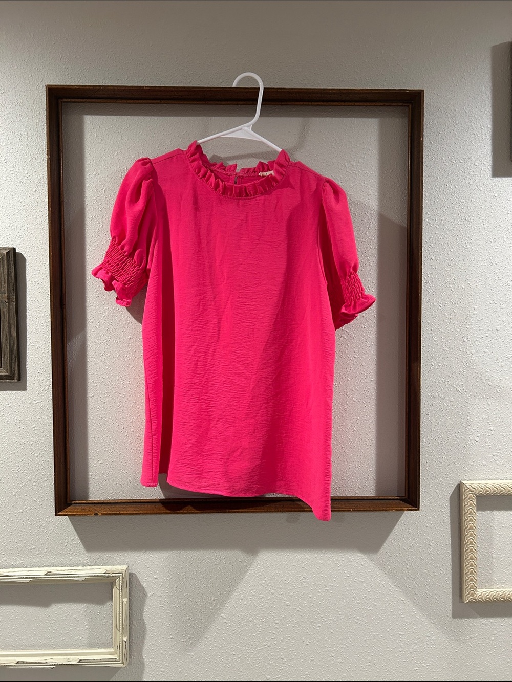 Women’s Pink Ruffle Neck Puff Sleeve Top